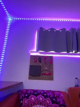 MaggyMayI online show from 3, 3, 2026