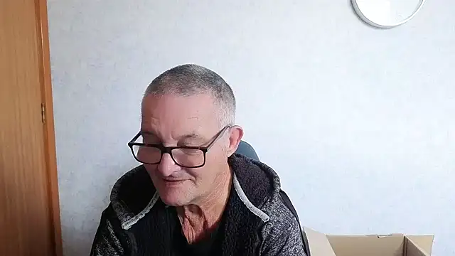 Snapshot of bigballnz chatting on 20, 5, 2026 bigballnz online show from 20, 5, 2026