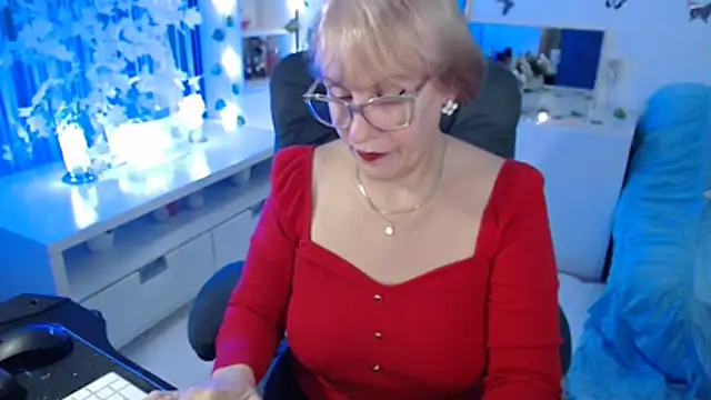 Ghertrude52 online show from 28, 11, 2025