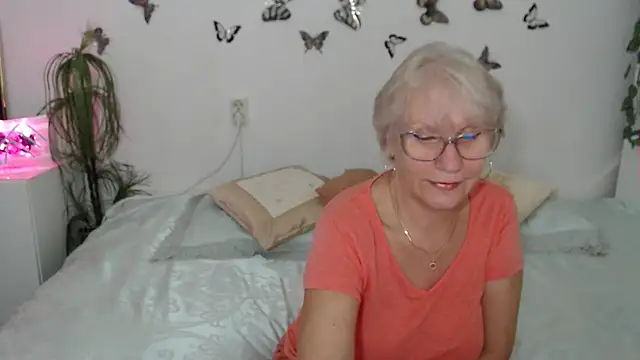 Ghertrude52 online show from 17, 9, 2025