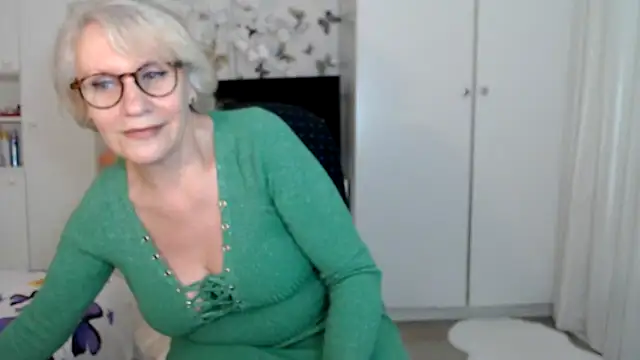 Ghertrude52 online show from 3, 3, 2025