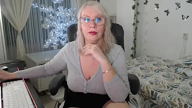 Ghertrude52 online show from 3, 4, 2026