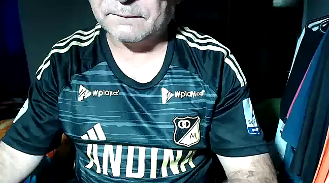 Snapshot of ferdinad20 chatting on 24, 1, 2025 ferdinad20 online show from 24, 1, 2025