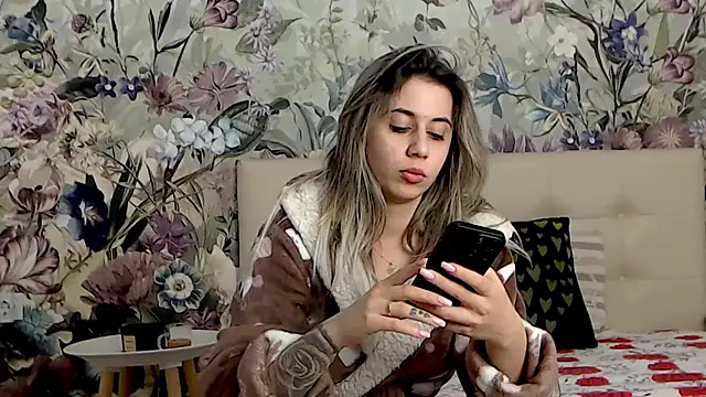 Snapshot of RoseDiamond06 chatting on 19, 3, 2025 RoseDiamond06 online show from 19, 3, 2025