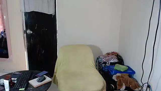 Sashaferrari2000 online show from 19, 3, 2026