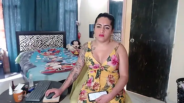 Sashaferrari2000 online show from 8, 3, 2026