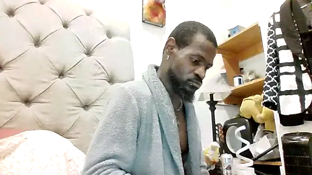 Snapshot of MrRuddeebony chatting on 29, 9, 2025 MrRuddeebony online show from 29, 9, 2025