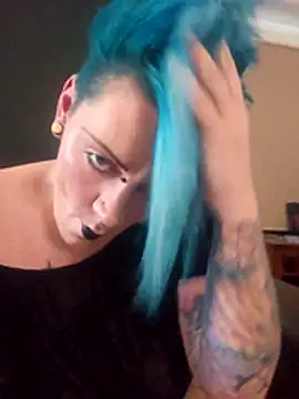 PinkTheHawk online show from 19, 3, 2026