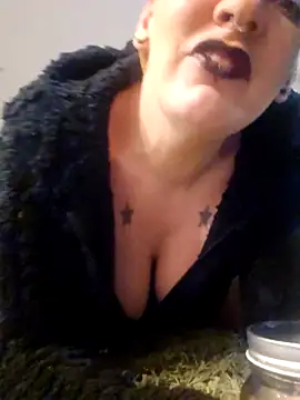PinkTheHawk online show from 3, 5, 2026