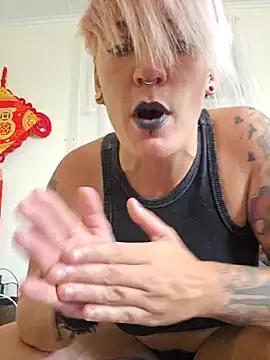 PinkTheHawk online show from 22, 1, 2025