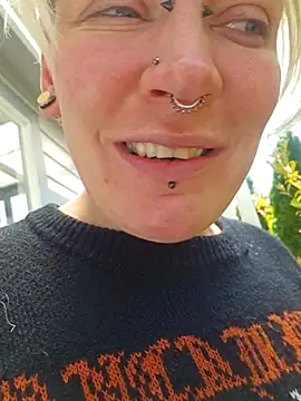 PinkTheHawk online show from 29, 11, 2025