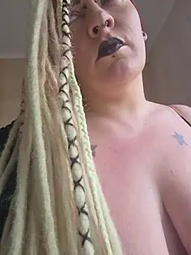 PinkTheHawk online show from 14, 7, 2026