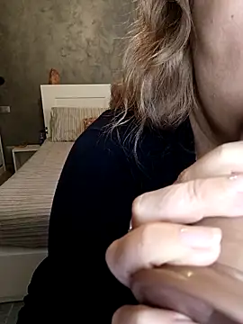 minerva  online show from 5, 12, 2025