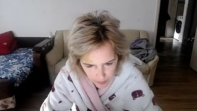 SexxyLety online show from 18, 11, 2025