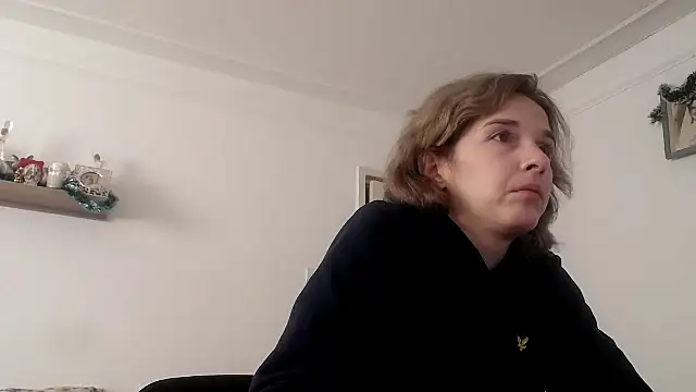 SexxyLety online show from 17, 12, 2025