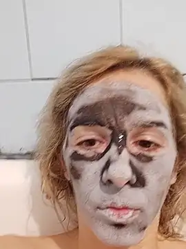 SexxyLety online show from 2, 11, 2025