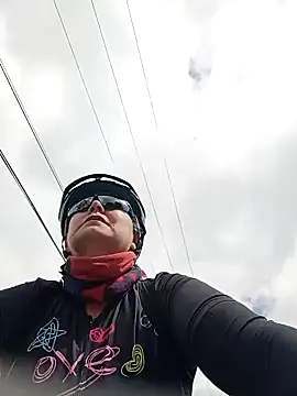 Snapshot of emma_tour chatting on 1, 10, 2025 emma tour online show from 1, 10, 2025