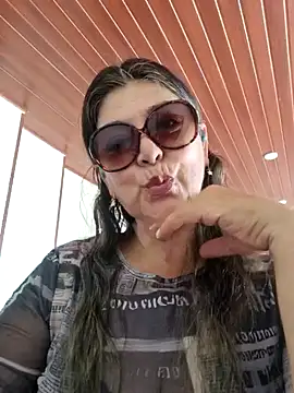 Snapshot of emma_tour chatting on 27, 1, 2025 emma tour online show from 27, 1, 2025