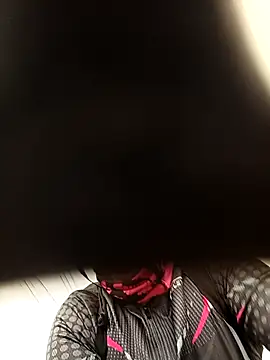 Snapshot of emma_tour chatting on 18, 9, 2025 emma tour online show from 18, 9, 2025