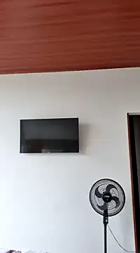 Snapshot of emma_tour chatting on 17, 2, 2025 emma tour online show from 17, 2, 2025