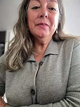 emma tour online show from 13, 1, 2026