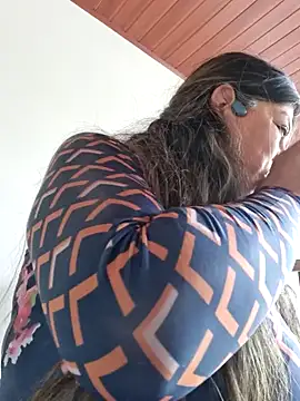 Snapshot of emma_tour chatting on 3, 2, 2025 emma tour online show from 3, 2, 2025