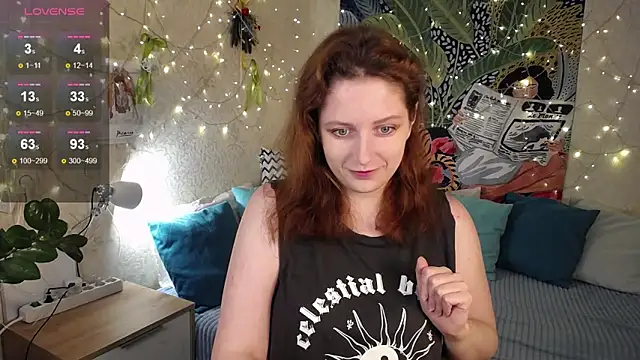 Dexy Red online show from 8, 10, 2025