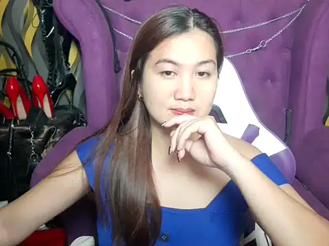 MoanaGray online show from 3, 10, 2025