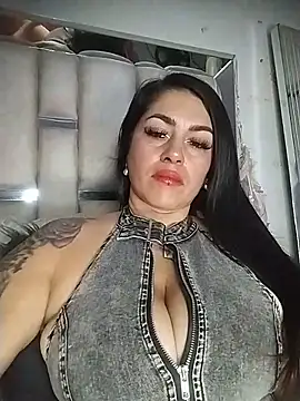 chelaqueen  online show from 20, 6, 2026