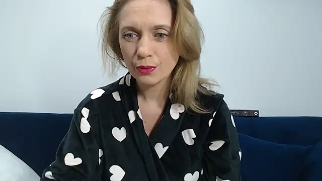 Snapshot of MysticCreature chatting on 16, 1, 2026 MysticCreature online show from 16, 1, 2026