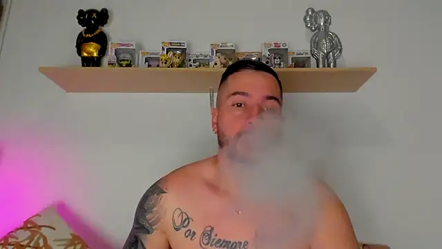 Snapshot of camilo_restrepo21 chatting on 25, 10, 2025 camilo restrepo21 online show from 25, 10, 2025