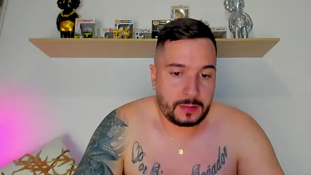 Snapshot of camilo_restrepo21 chatting on 8, 11, 2025 camilo restrepo21 online show from 8, 11, 2025