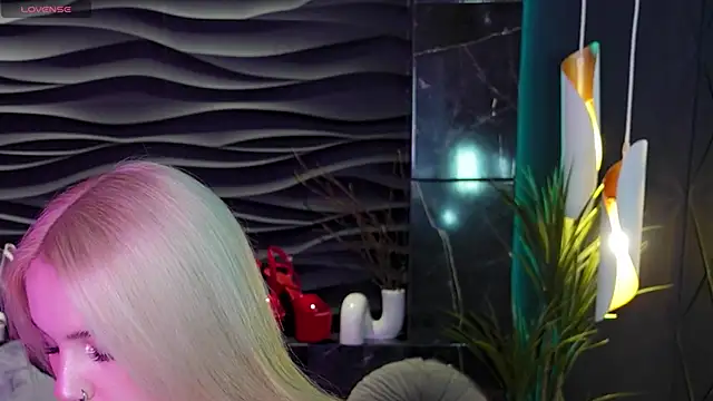 Snapshot of MistressDarsy chatting on 25, 1, 2025 MistressDarsy online show from 25, 1, 2025