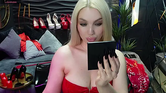 Snapshot of MistressDarsy chatting on 22, 2, 2025 MistressDarsy online show from 22, 2, 2025