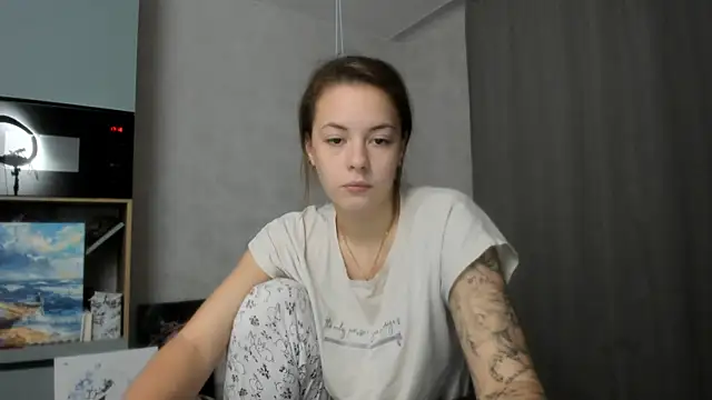 Snapshot of why_again_me chatting on 3, 12, 2025 why again me online show from 3, 12, 2025