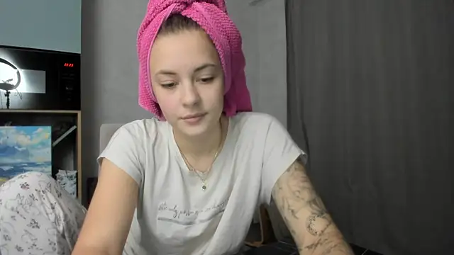 why again me online show from 5, 12, 2025