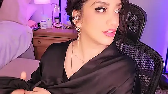 Snapshot of Wonderful_Woman chatting on 11, 3, 2025 Wonderful Woman online show from 11, 3, 2025
