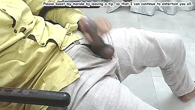 Snapshot of lltstr52 chatting on 1, 7, 2026 lltstr52 online show from 1, 7, 2026