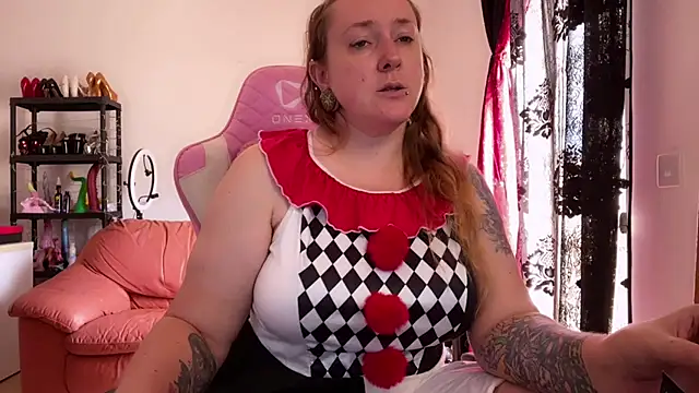 kisicaxx online show from 24, 10, 2025