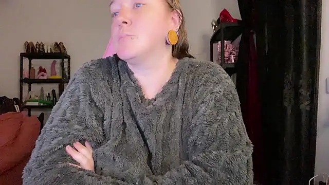 kisicaxx online show from 12, 3, 2026