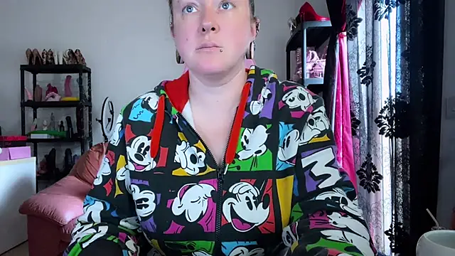 kisicaxx online show from 24, 3, 2026