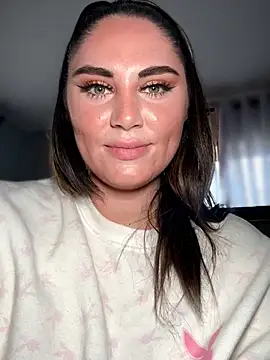 lovely beast online show from 18, 2, 2026