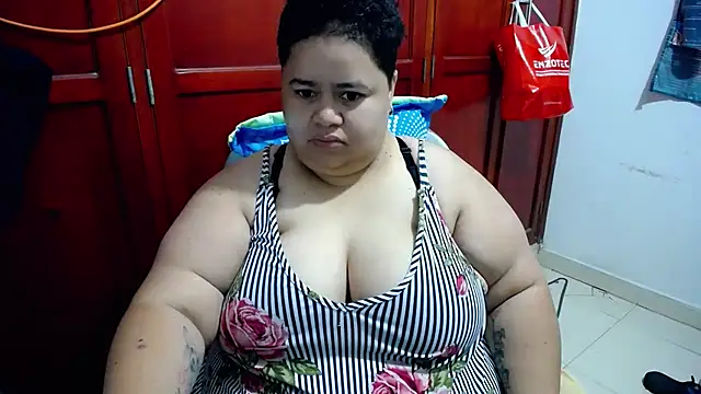 Snapshot of hotlesby4uxxx chatting on 25, 5, 2026 hotlesby4uxxx online show from 25, 5, 2026