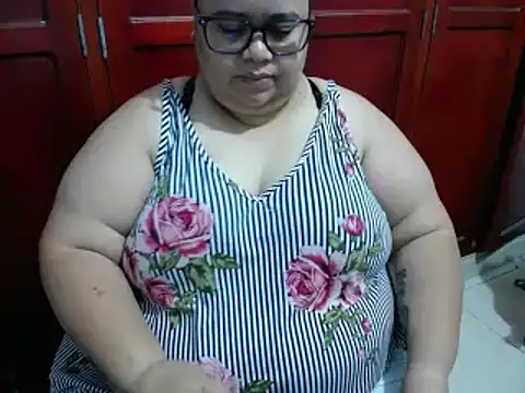 Snapshot of hotlesby4uxxx chatting on 28, 5, 2026 hotlesby4uxxx online show from 28, 5, 2026