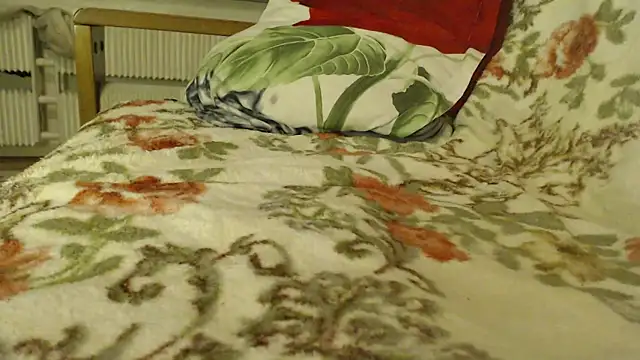 larawet online show from 8, 1, 2025