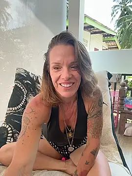 mommyselenafit  online show from 21, 3, 2026