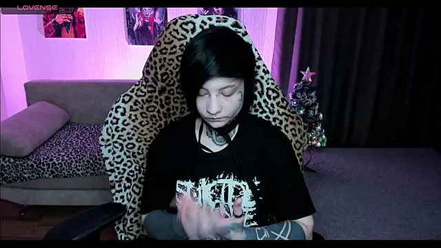 Snapshot of acid_trip1l chatting on 6, 12, 2024 acid trip1l online show from 6, 12, 2024