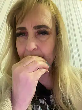 Irina2909xh online show from 11, 1, 2026