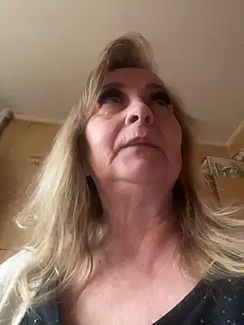 Irina2909xh online show from 23, 12, 2025