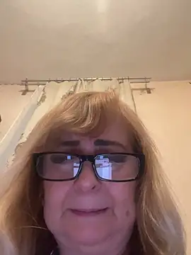 Snapshot of Irina2909@xh chatting on 31, 10, 2025 Irina2909xh online show from 31, 10, 2025